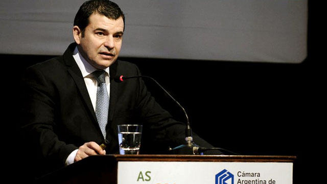 Galuccio pidió “muchos chevrones en la Argentina”