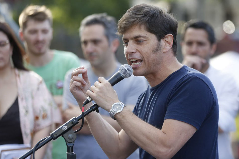 Llega Kicillof con kirchneristas locales discutiendo si juegan por dentro