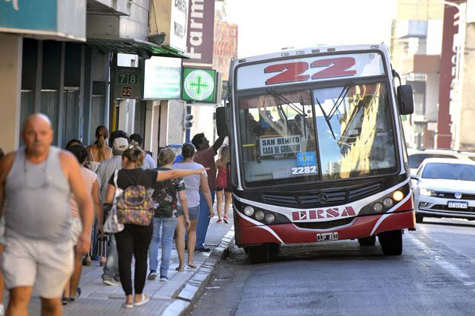 Nación envió $5 millones para evitar nuevo paro de choferes