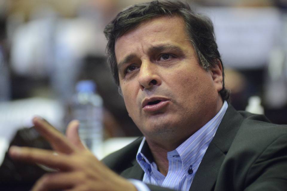 Casaretto a favor de acordar con el FMI 