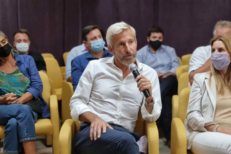 Frigerio le exige más al gobierno 