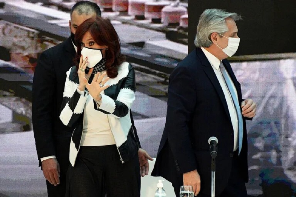 Alberto y Cristina más desencontrados que nunca 