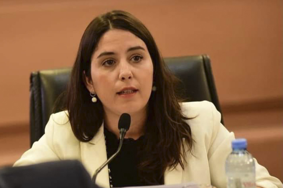 Aspira a gobernar Paraná y le pega a Bahl 