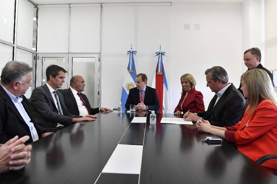 Se firmó el contrato para el Centro Distribuidor Sur de Paraná 