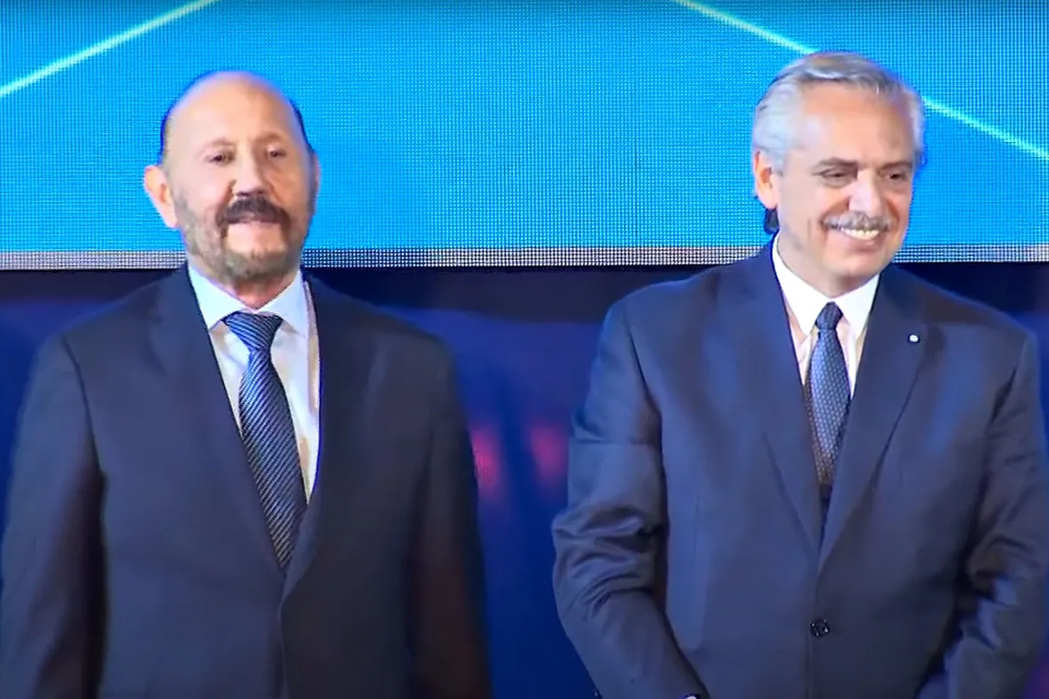 (Mención a Bordet) Coparticipación: dos gobernadores peronistas y cuatro opositores no acompañaron al Gobierno contra la Corte