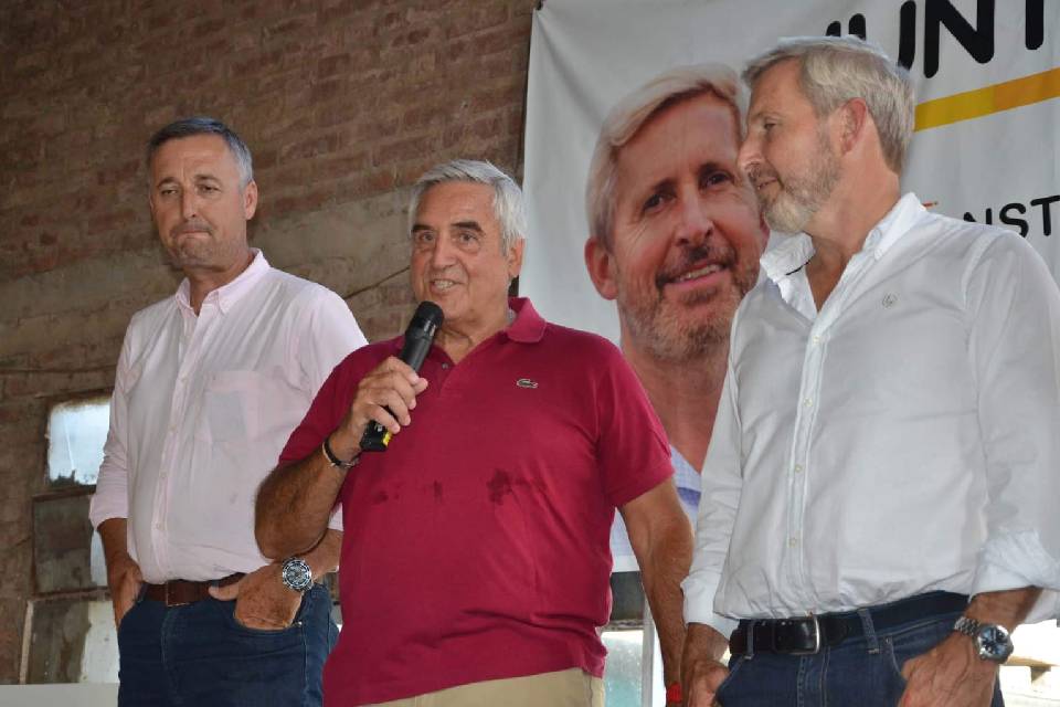 La recorrida de Frigerio en Paraná continuó con López Segura 