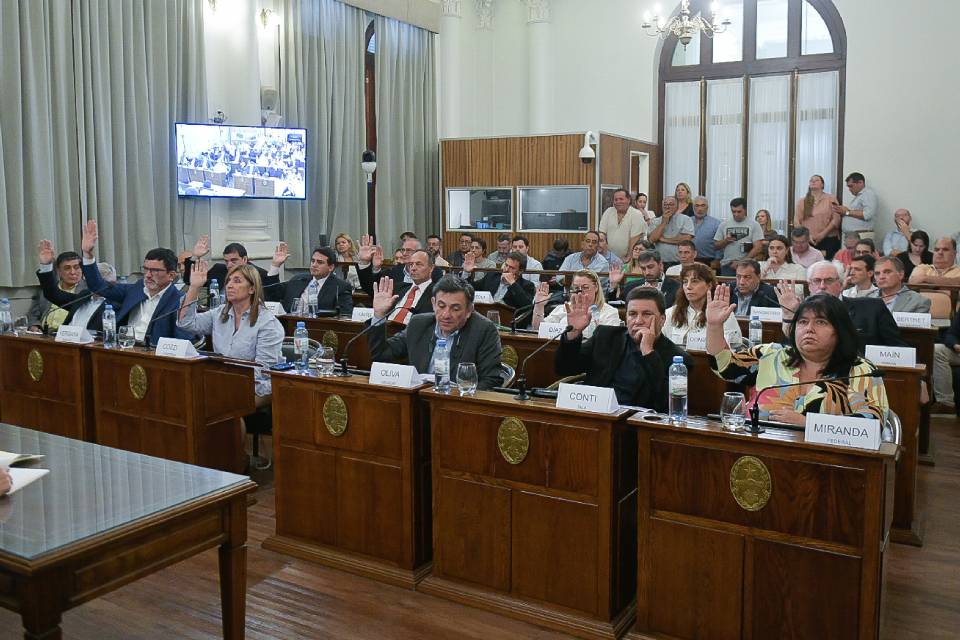 Por unanimidad se aprobó la reducción de ministerios de Frigerio