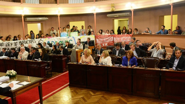Diputados sesiona por quinta vez en el año
