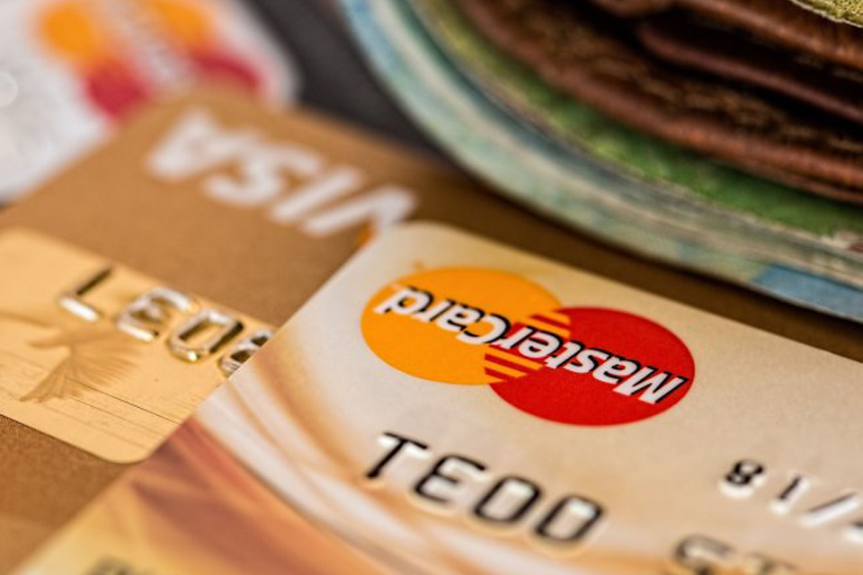 Las compras en el exterior tendrán un impuesto del 30%