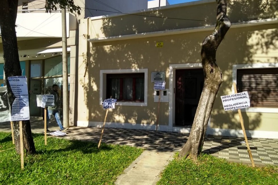 Repudio del Colegio de Abogados tras escrache de citricultores