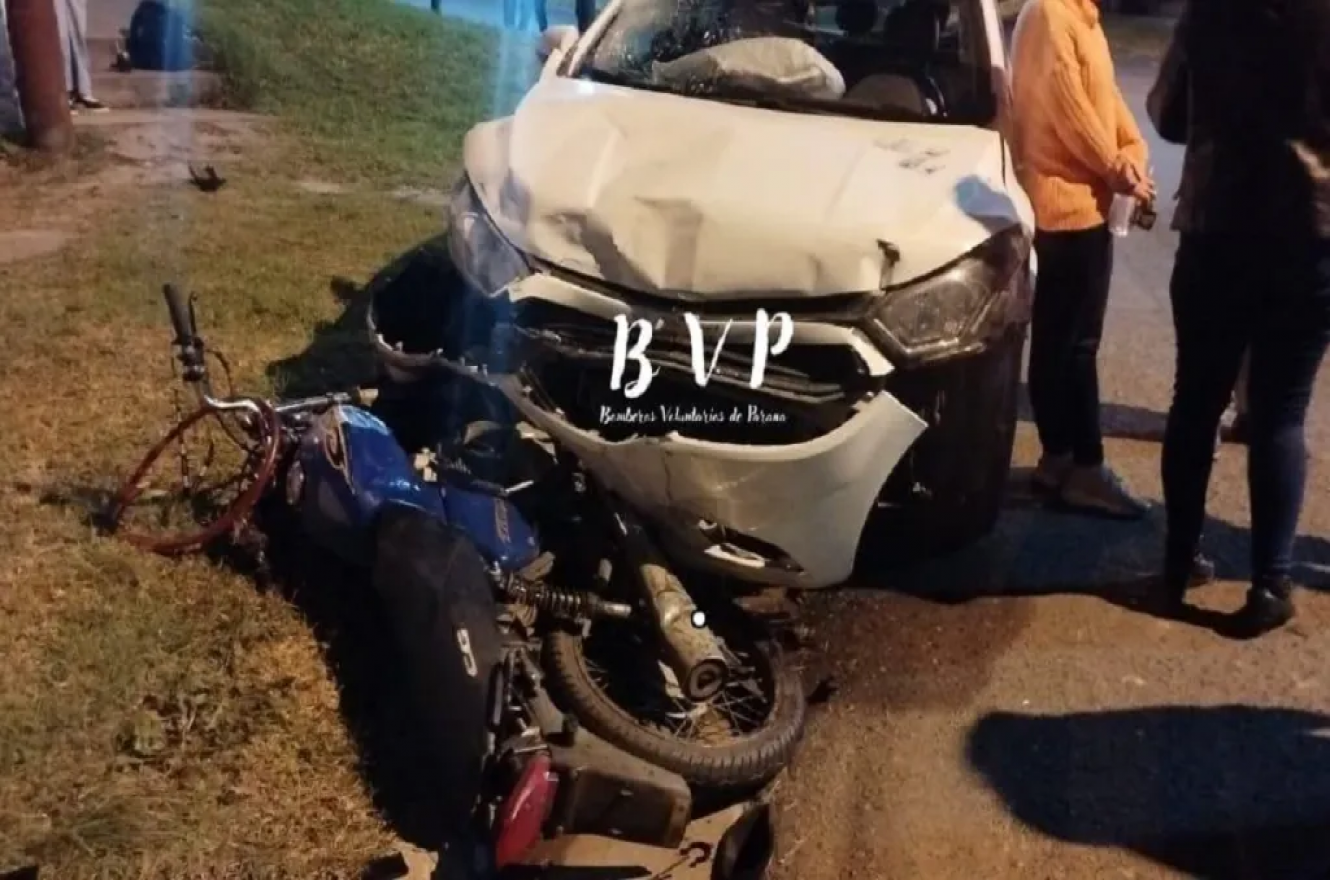 Motociclista grave tras violento choque en Paraná: hospitalización por traumatismo severo