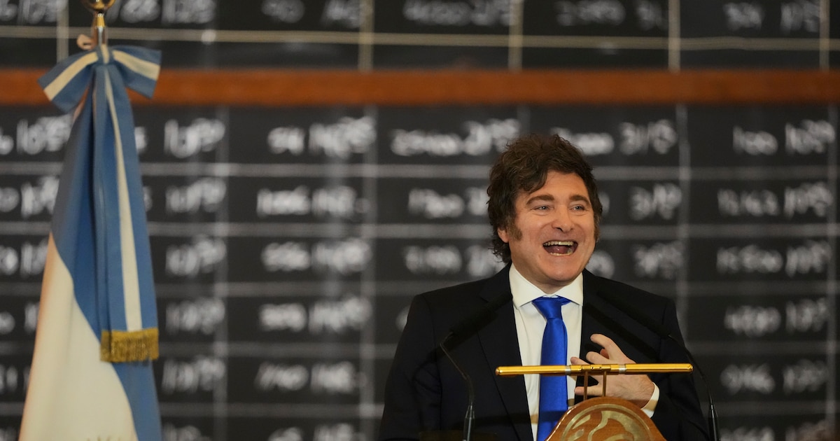 Gobierno refuerza compromiso fiscal con veto al aumento de gasto, mientras mercados temen por equilibrio de cuentas públicas