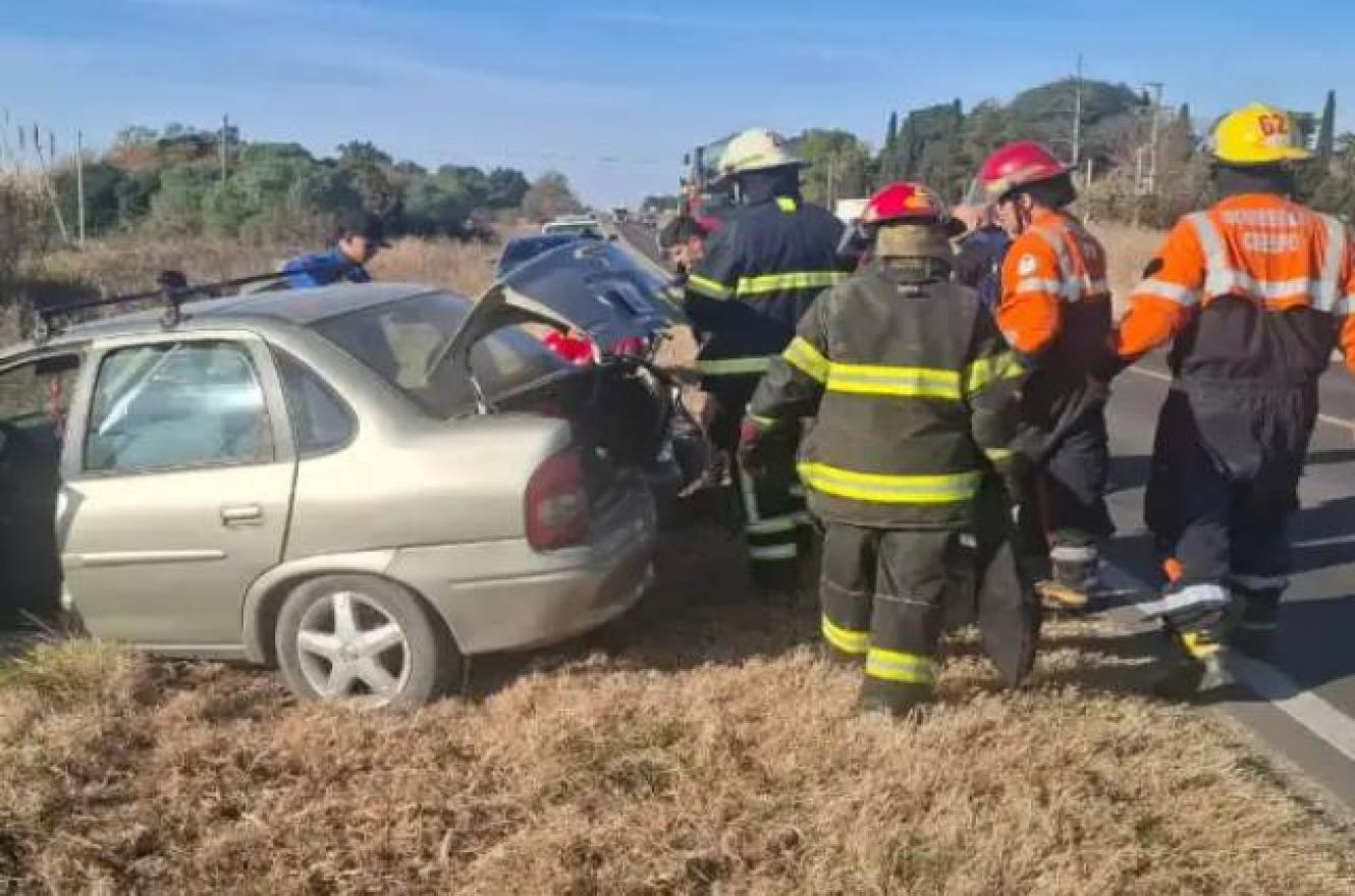 Accidente de tránsito en Ruta 131: choque de autos y despiste entre Libertador San Martín y Crespo